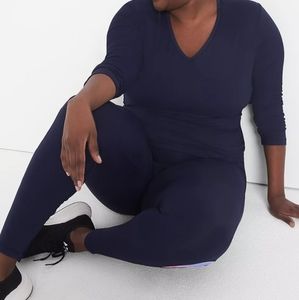 Livi Soft - Crop Ruched-side top. NWT